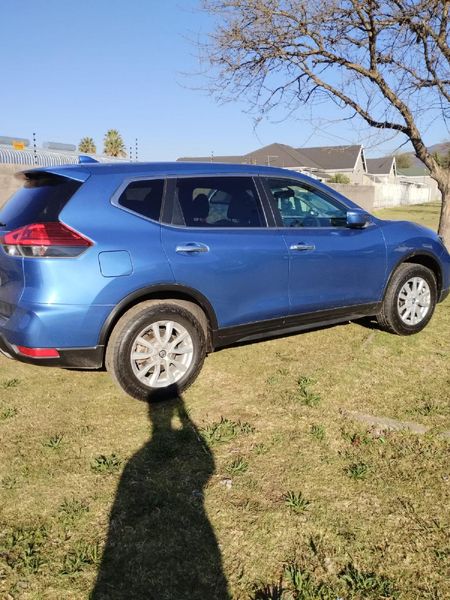 2021-Nissan-X-Trail-20-Visia_1