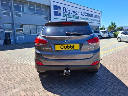 2011-Hyundai-ix35-20-GLS-Executive_7