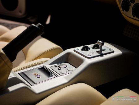 2000-Ferrari-360-Modena_6