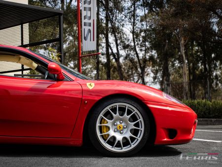 2000-Ferrari-360-Modena_7