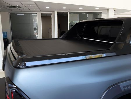 2025-Toyota-Hilux-28-GD-6-Raised-Body-Legend-RS-4x4-Auto-Double-Cab_16