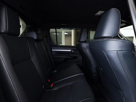 2025-Toyota-Hilux-28-GD-6-Raised-Body-Legend-RS-4x4-Auto-Double-Cab_18