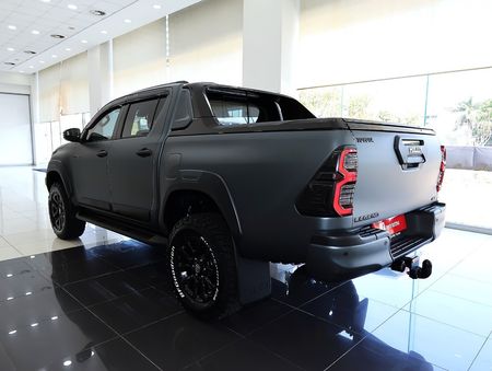 2025-Toyota-Hilux-28-GD-6-Raised-Body-Legend-RS-4x4-Auto-Double-Cab_5