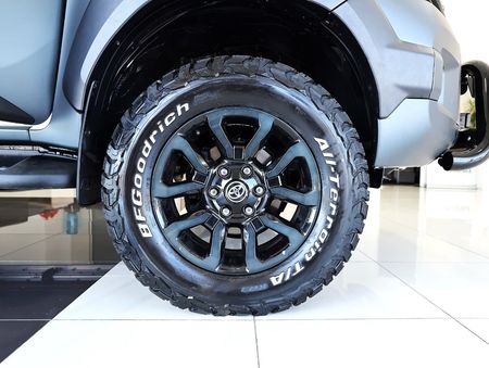 2025-Toyota-Hilux-28-GD-6-Raised-Body-Legend-RS-4x4-Auto-Double-Cab_7