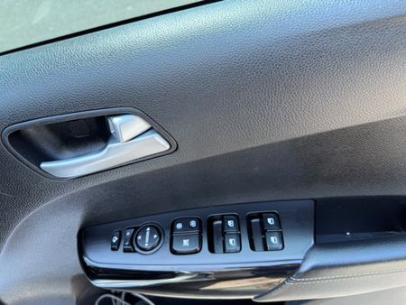 2022-Kia-Picanto-12-X-Line-Auto_15