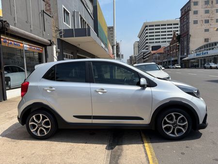 2022-Kia-Picanto-12-X-Line-Auto_18