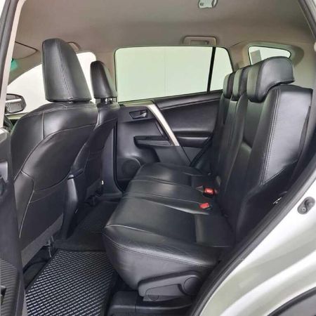 2014-Toyota-RAV4-22-D-4D-GX_11