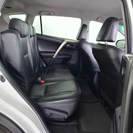 2014-Toyota-RAV4-22-D-4D-GX_12