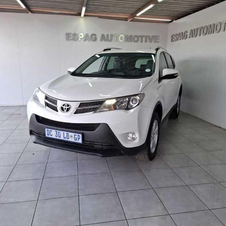 2014-Toyota-RAV4-22-D-4D-GX_3