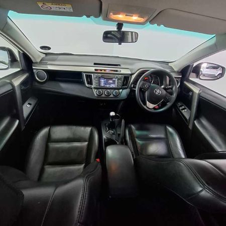 2014-Toyota-RAV4-22-D-4D-GX_8