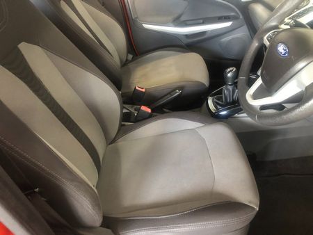 2013-Ford-EcoSport-10-EcoBoost-Trend_9
