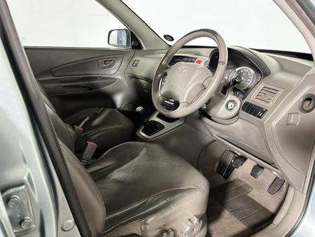 2006-Hyundai-Tucson-20-GLS_9