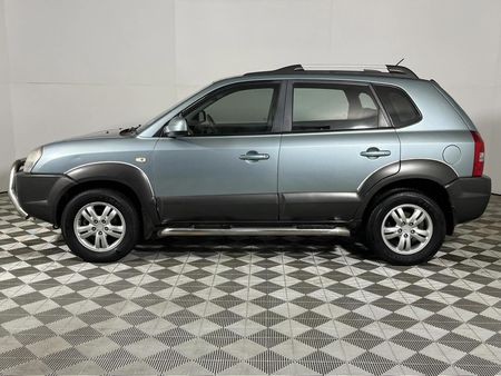 2006-Hyundai-Tucson-20-GLS_18