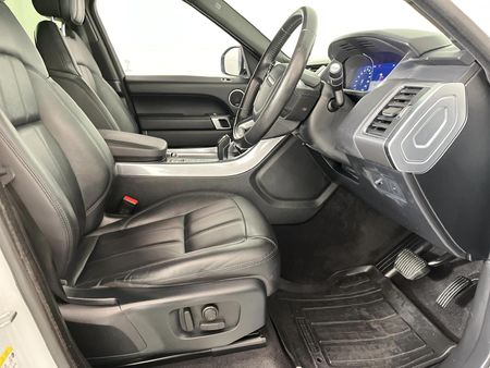 2019-Land-Rover-Range-Rover-Sport-30-D-HSE-190kW_9