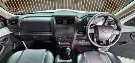 2025-Mahindra-Pik-Up-22-mHawk-S4-Single-Cab_15