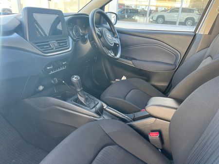 2025-Toyota-Starlet-15-XS_5