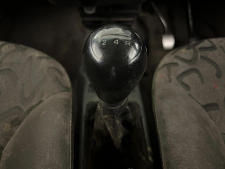 2001-Hyundai-Atos-Prime-10_9