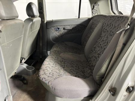 2001-Hyundai-Atos-Prime-10_2
