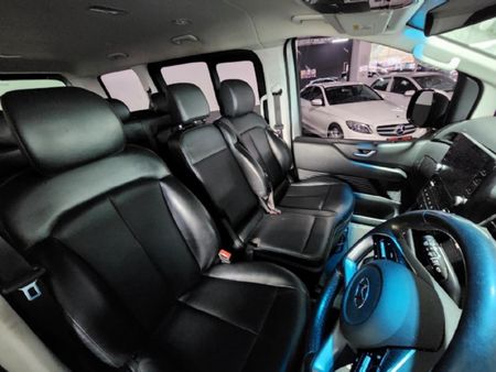 2022-Hyundai-Staria-22d-Executive-Auto_10