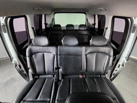 2022-Hyundai-Staria-22d-Executive-Auto_12