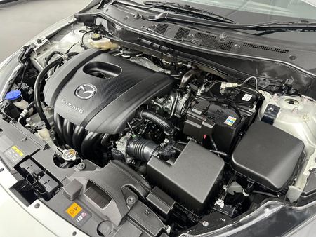 2021-Mazda-2-15-Active-5-dr_14