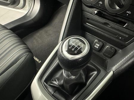 2021-Mazda-2-15-Active-5-dr_5