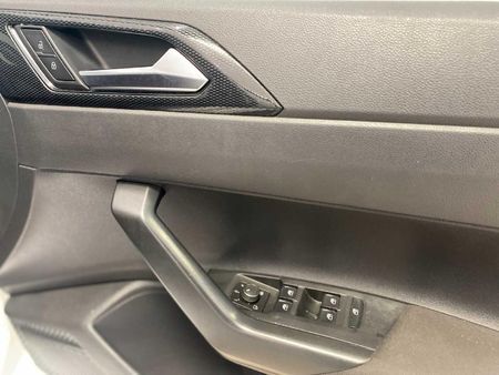 2024-Volkswagen-Polo-10-TSI-Life-Auto-DSG_16