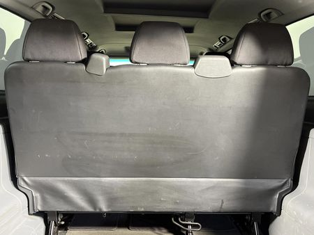 2005-Mercedes-Benz-Vito-115-CDI-CrewBus_13