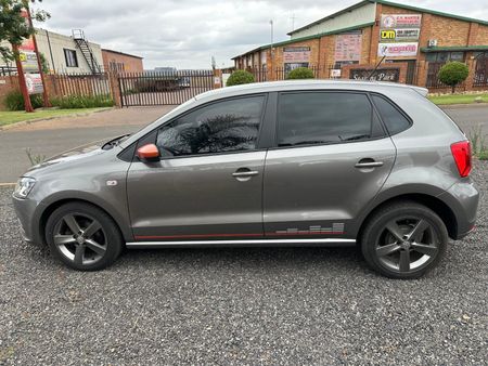 2019-Volkswagen-Polo-Vivo-Sound-Edition_3