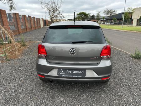 2019-Volkswagen-Polo-Vivo-Sound-Edition_5