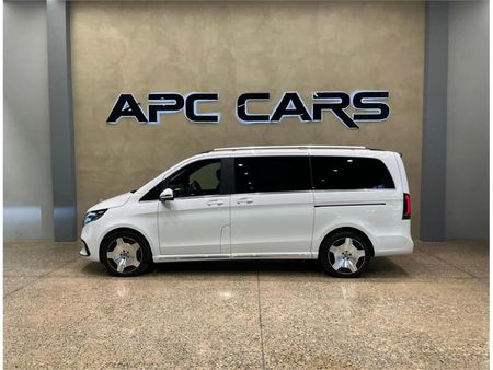 2025-Mercedes-Benz-V-Class-V300d-Exclusive_3