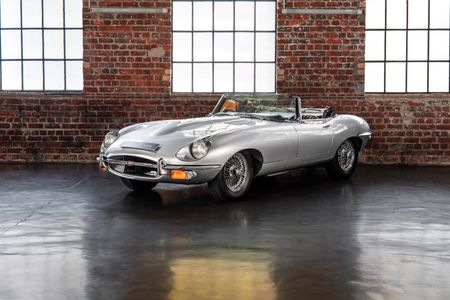 1970-Jaguar-E-Type-Series-2-Roadster_0