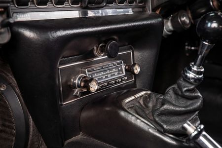1970-Jaguar-E-Type-Series-2-Roadster_19