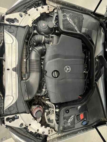 2018-Mercedes-Benz-C-Class-C-220d-AMG-Coupe-Auto_12