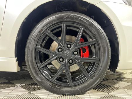 2017-Suzuki-Swift-16-Sport_4