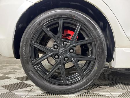 2017-Suzuki-Swift-16-Sport_6
