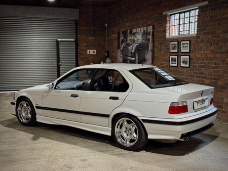 1997-BMW-M3-Sedan_6