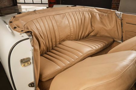 1960-Alfa-Romeo-Spider-2000_8
