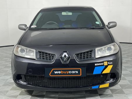 2007-Renault-Megane-II-RS-F1-Team-3-dr_9