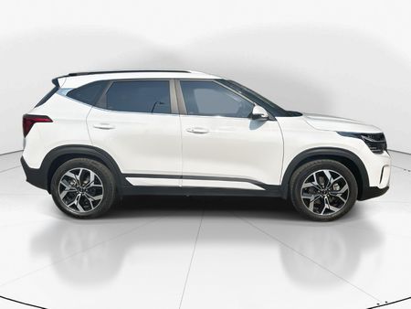 2025-Kia-Seltos-15-EX_6