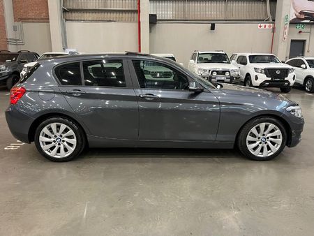 2017-BMW-1-Series-118i-5-dr-Auto_7