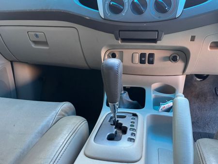 2007-Toyota-Fortuner-40-V6-Auto-4x4_10