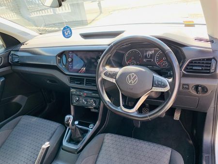 2020-Volkswagen-T-Cross-R-LINER_9