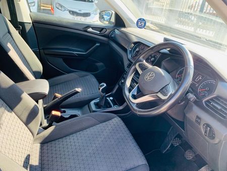 2020-Volkswagen-T-Cross-R-LINER_10
