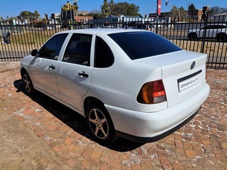 2003-Volkswagen-Polo-Classic-14_5