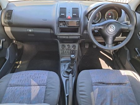 2003-Volkswagen-Polo-Classic-14_7