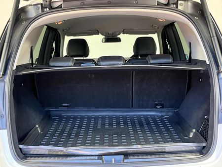 2013-Mercedes-Benz-ML-350-Bluetec_14