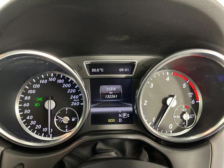 2013-Mercedes-Benz-ML-350-Bluetec_2
