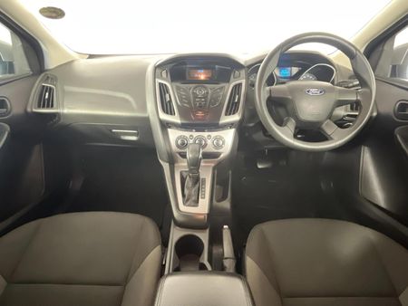 2014-Ford-Focus-16-Ti-VCT-Ambiente-Auto_1