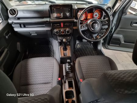 2022-Suzuki-Jimny-15-GLX-Auto_22